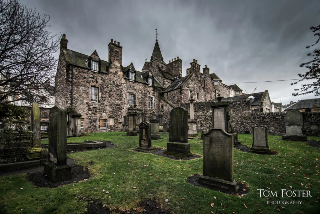 Graveyard behind the Tolbooth - Spectacular Edinburgh Photography