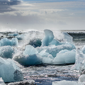 Iceland - Icebergs off the coast of Jokulsarlon